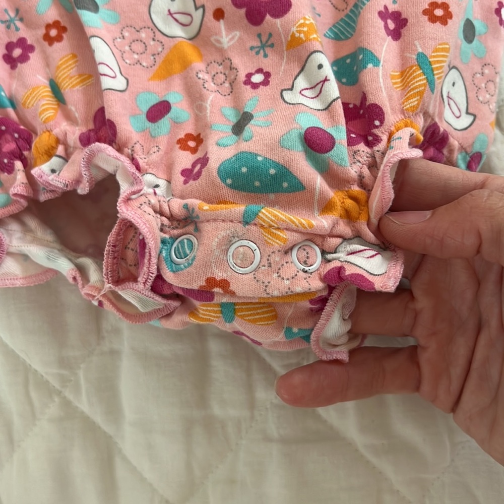 Zutano Ruffle Onesies Bundle - Picture 8 of 12